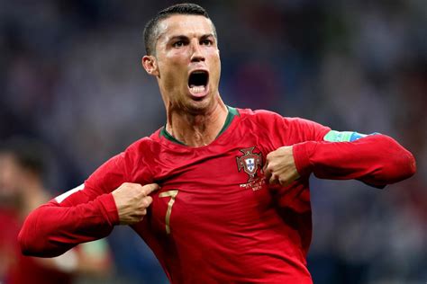 does cristiano ronaldo play for portugal