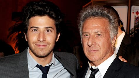 does dustin hoffman have a son