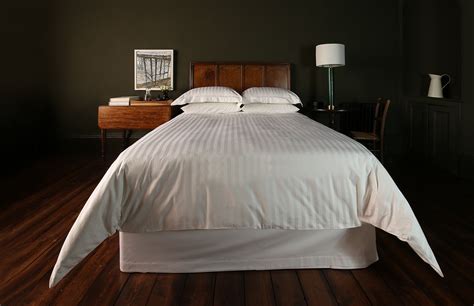 Does Duvet Set Include Bed Sheet