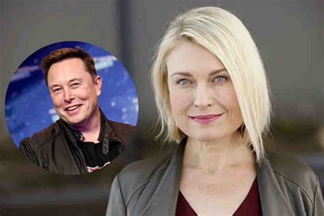 does elon musk have a sister
