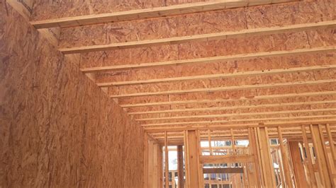 does exterior wall sit on floor joists