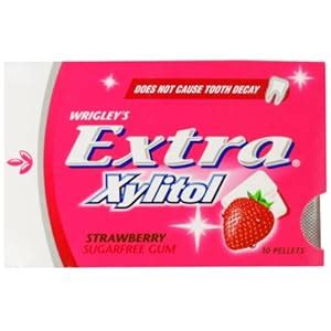 does extra contain xylitol