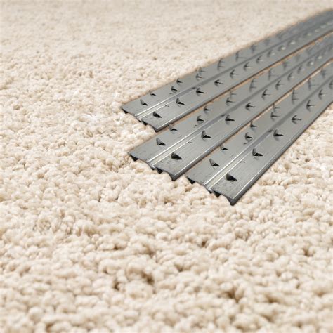 does fabrica carpet need double tac strip