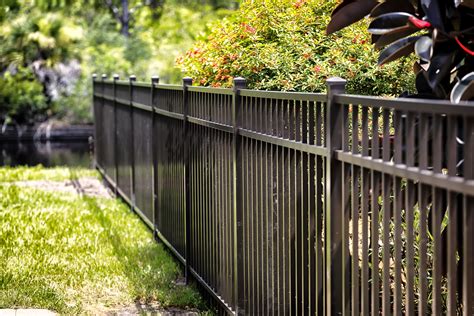 does fence add value to home