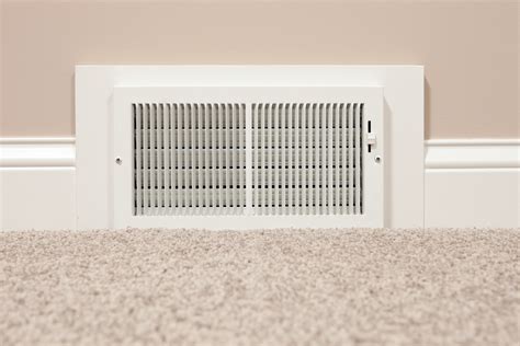 does floor vents draw in warm air