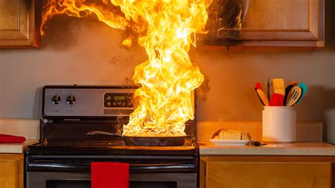 does food on oven floor cause fires