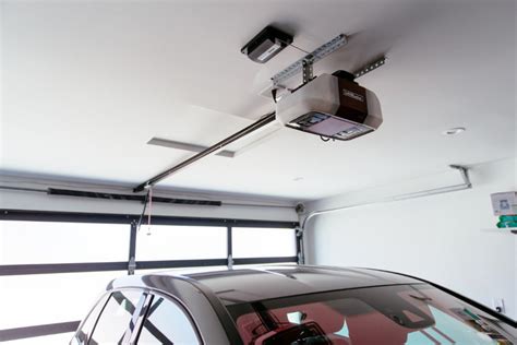 does garage door opener sensors have to work for remote