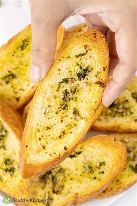 does garlic bread need to be refrigerated