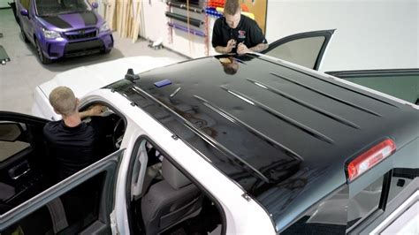 does gloss vinyl roof wrap get scratch easily