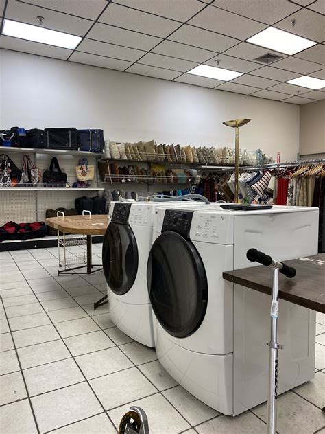 does goodwill sell washers and dryers