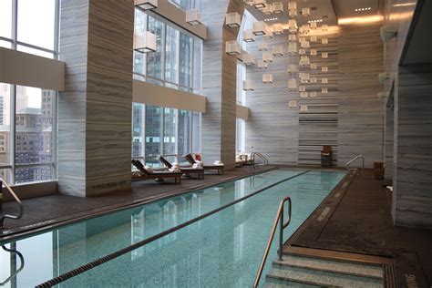 does grand hyatt new york have a swimming pool