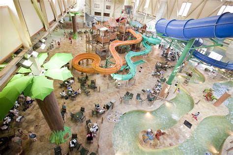 does great wolf lodge have outdoor waterpark