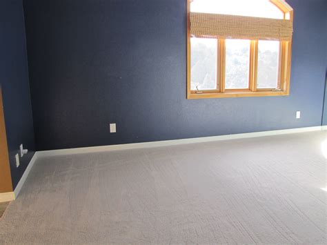 does grey carpet go with blue walls
