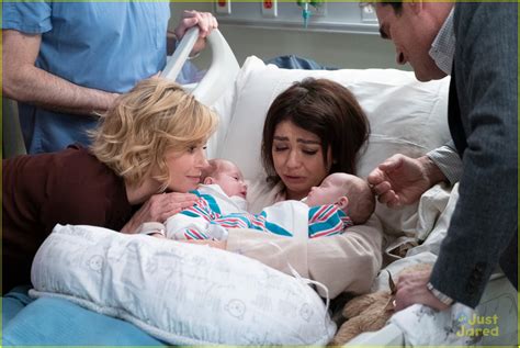 does haley have a baby in modern family