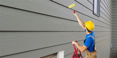 does hardie board siding need painting