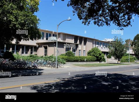 does haring hall have a second floor uc davis