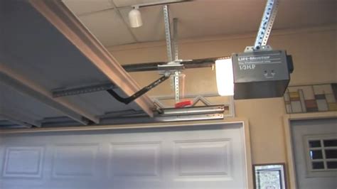 does heat affect garage door openers