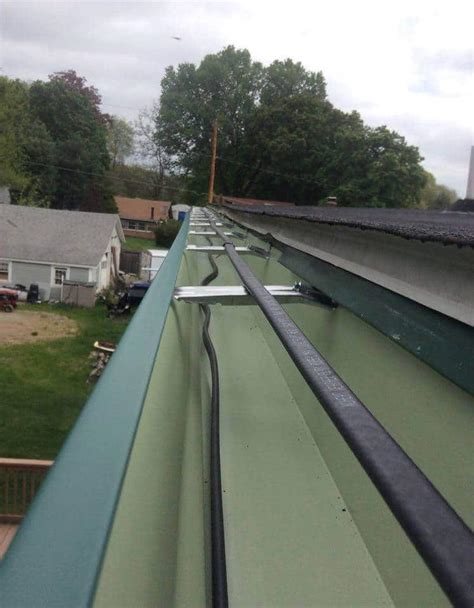 does heat tape for gutters work