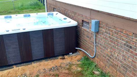 does hot tub wiring need to be buried