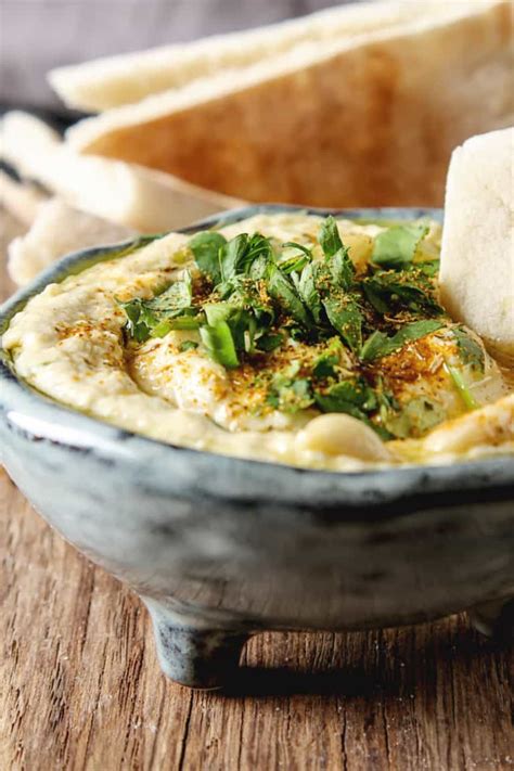does hummus go bad if left out
