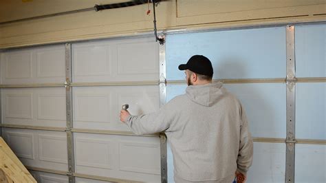 does insulating garage door save money
