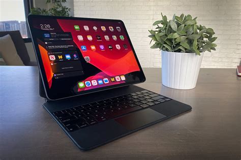 does ipad pro work with magic keyboard