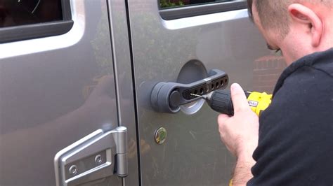 does jeep make metal interior door handles