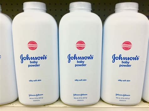 does johnson and johnson baby powder contain talc