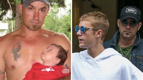 does justin bieber have a dad
