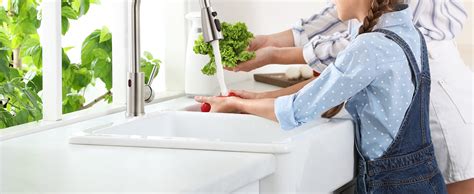 Does Kitchen Faucet Need To Match Sink