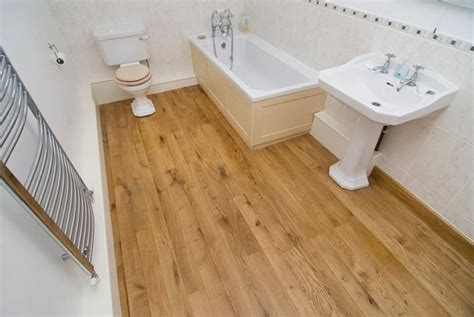does laminant flooring work in bathrooms