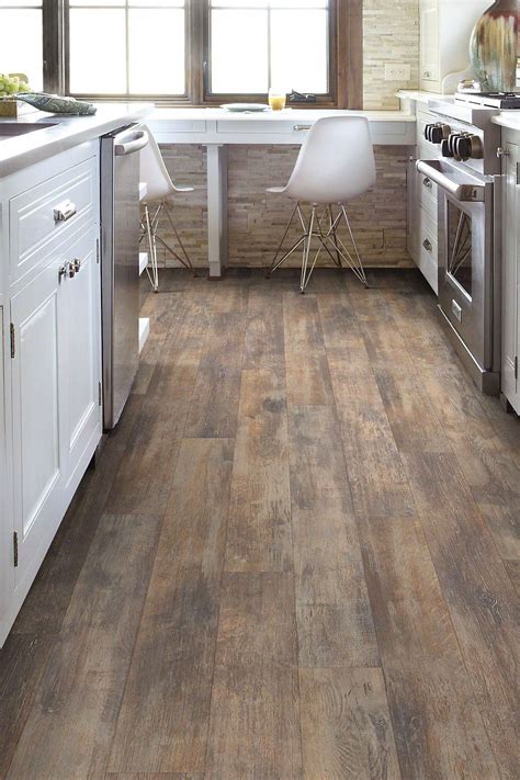 does laminate flooring feel like wood