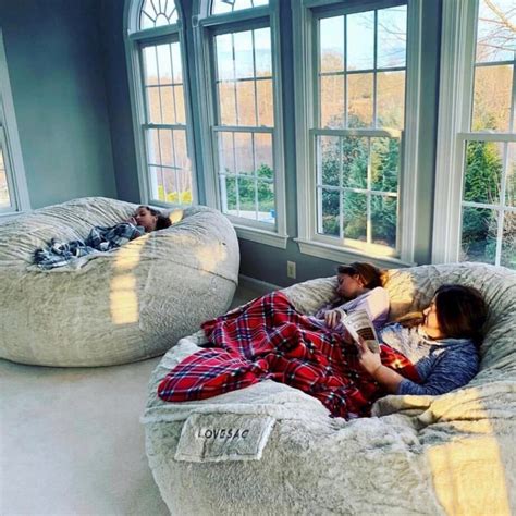 Does Lovesac Turn Into A Bed