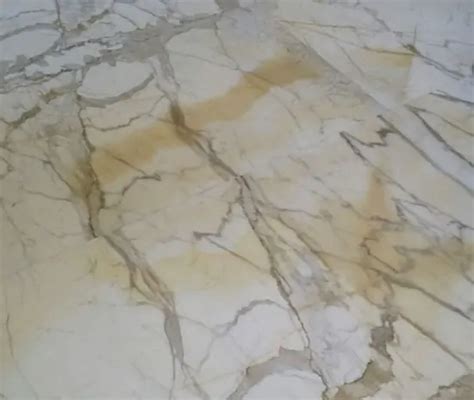 Does Marble Tables Stain