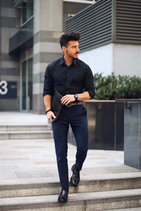 does navy blue and black pants match