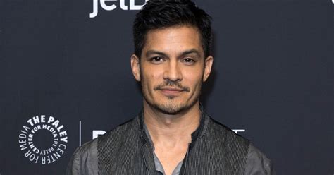 Does Nicholas Gonzalez Have A Tattoo On His Neck?