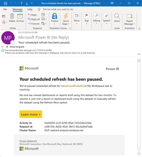 does power bi refresh data automatically