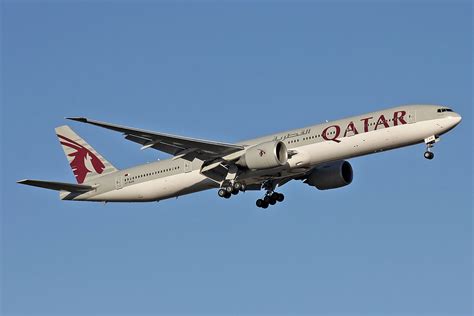 does qatar fly out of perth