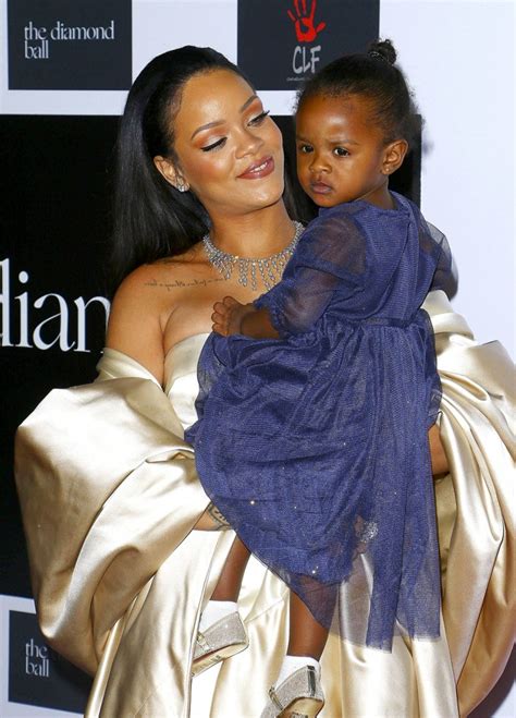 does rihanna have a child