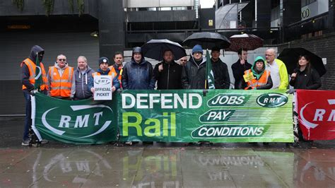 does rmt union pay strike pay