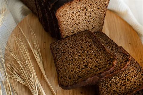 Does Rye Bread Have Less Gluten