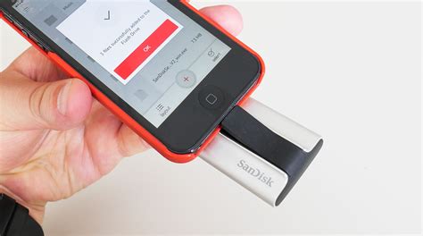 Does Sandisk Work With Iphone