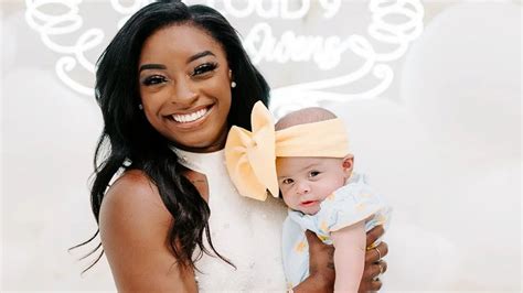 does simone biles have a baby