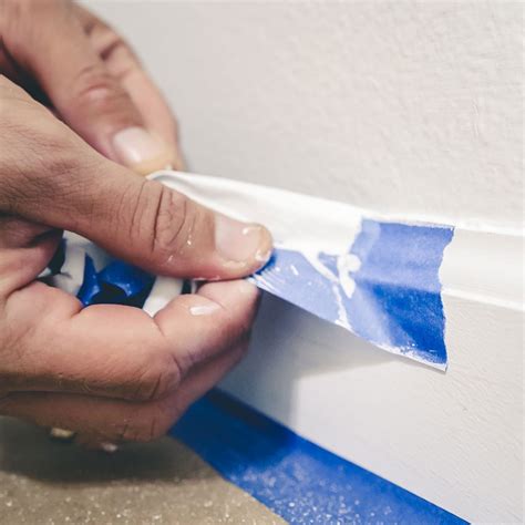 Does Spray Paint Stick To Tape