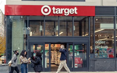 Does Target Sell Tents