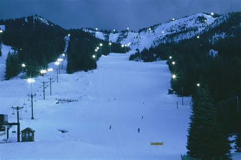 does timberline have night skiing