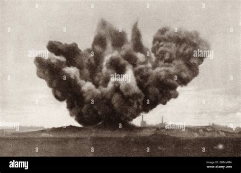 Does artillery shell explode?