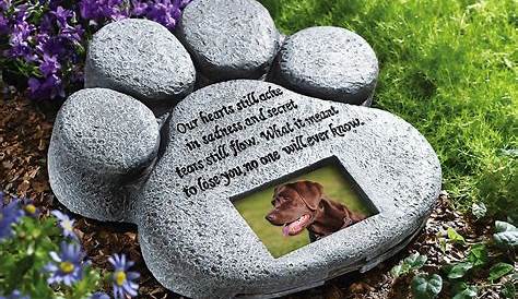 Pet Paw Print Dog Cat Memorial Garden Stone Resin 8 3/4" Yard Decor NEW