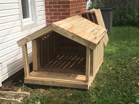 Dog House From Pallets
