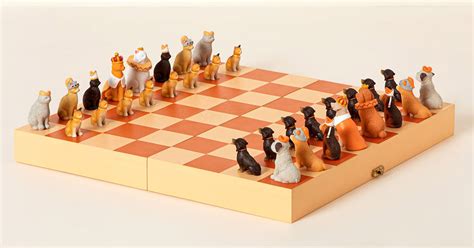 Dog Vs Cat Chess Set